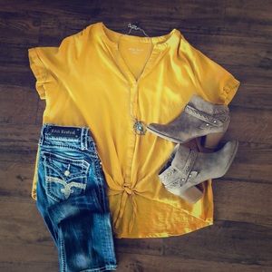 Button down tied up top